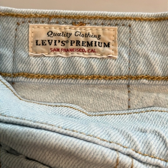 Levi’s Premium Wedgie Straight High Rise Size 24 - Picture 10 of 16